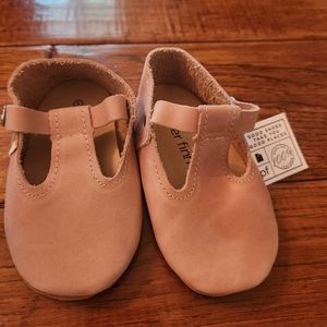 Piper Finn Size 5 NEW